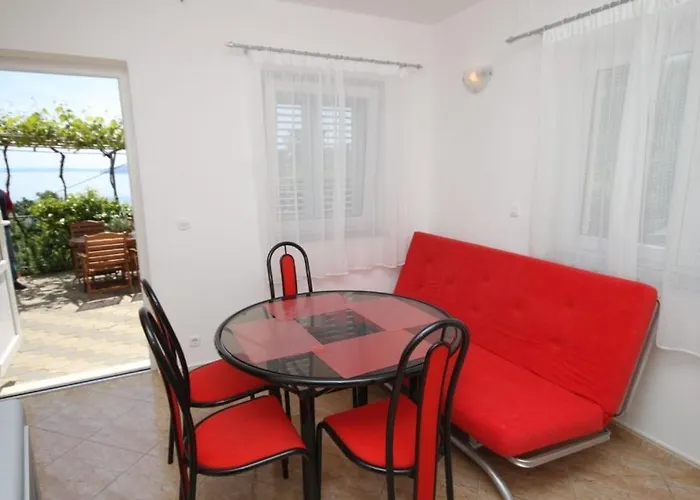 דירה With A Parking Space Medveja, Opatija - 7721 מדביה