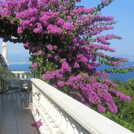 아파트 With A Parking Space Medveja, Opatija - 7721 *