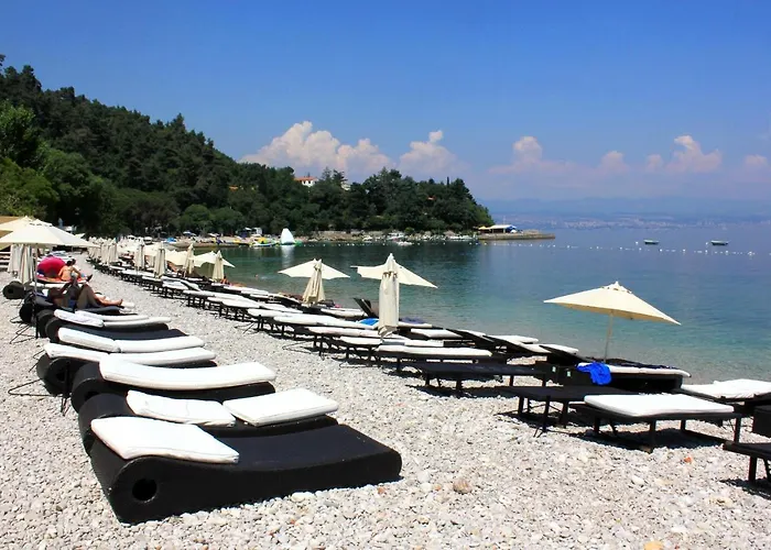 Apartmán With A Parking Space Medveja, Opatija - 7721 Medveja